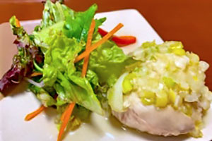 蒸し鶏のねぎソース